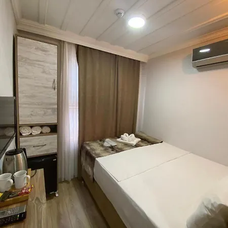 Tree House Hotel Istanbul