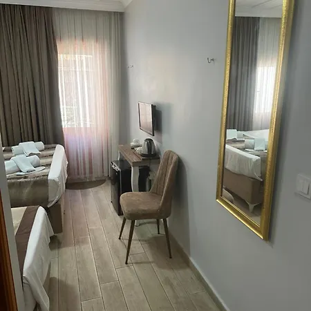 Tree House * Istambul