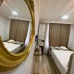 Tree House Hotel Istanbul