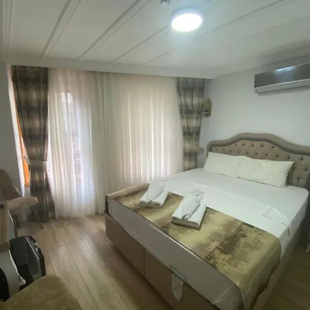 Tree House Otel *