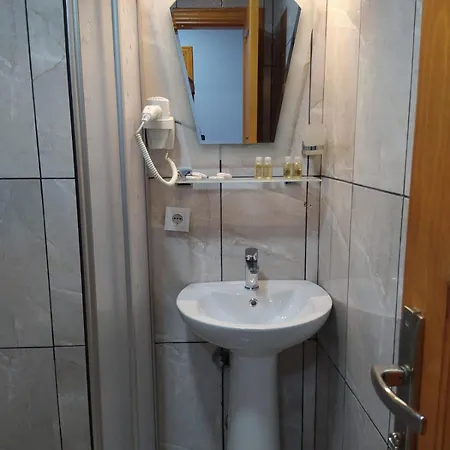 Tree House Стамбул